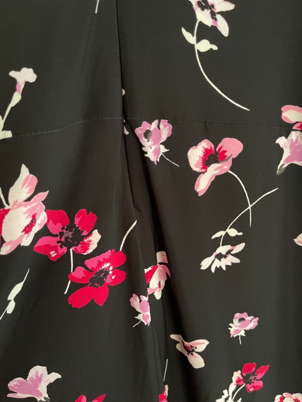 Lauren Ralph Lauren Black Midi Faux-Wrap Dress with Pink Floral Print - Picture 9 of 9